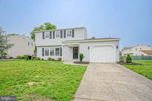 26 Jefferson Dr, Clementon, NJ, 08021-2743 | Card Image