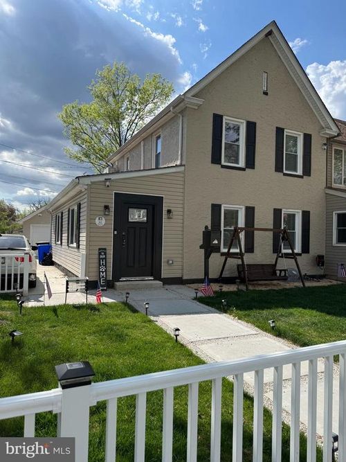 303 Paris Ave, BROOKLAWN, NJ, 08030-2528 | Card Image