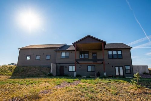 10247 Buena Vista Ln, Belle Fourche, SD, 57717-6226 | Card Image
