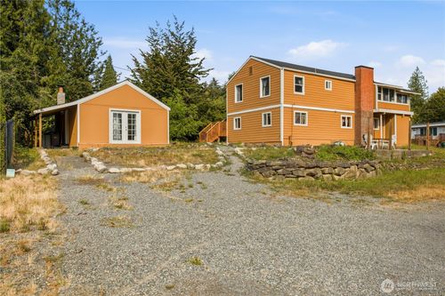 38181 Se Northern St, Snoqualmie, WA, 98065-9545 | Card Image