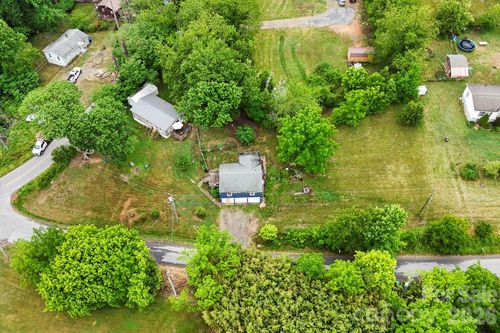 4 Mountain View Rd, Asheville, NC, 28805-1927 | Card Image