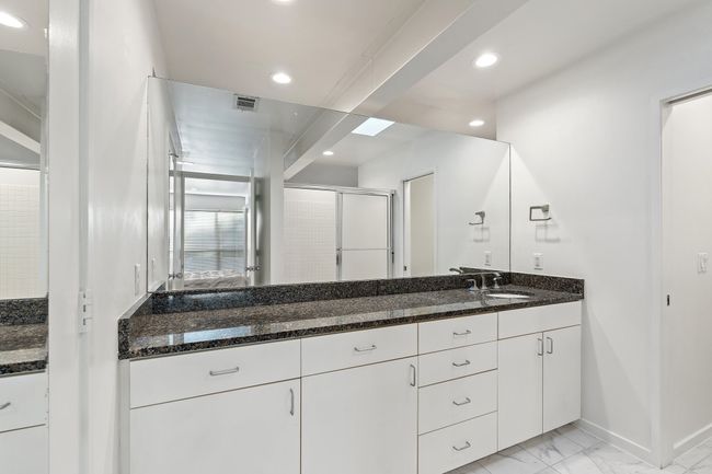 UNIT-7 - 4122 Travis St, Condo with 2 bedrooms, 3 bathrooms and null parking in Dallas TX | Image 18