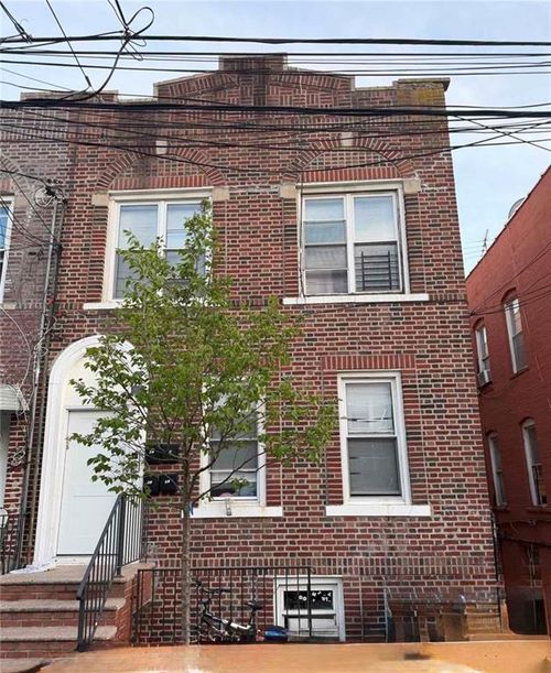 18 Brighton 4th Ter, Brooklyn, NY, 11235-6787 | Card Image