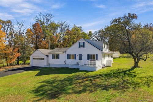 108 W Ridge Rd, Warwick, NY, 10990-2628 | Card Image