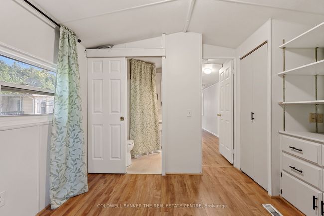 327 - 285 Crydermans Sideroad, House other with 2 bedrooms, 1 bathrooms and 2 parking in Georgina ON | Image 13