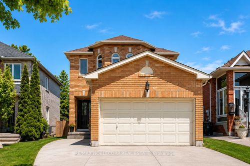 62 Pavin Crescent, Caledon, ON, L7E1W9 | Card Image
