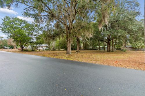 5501 E Live Oak Ln, Inverness, FL, 34453-1066 | Card Image