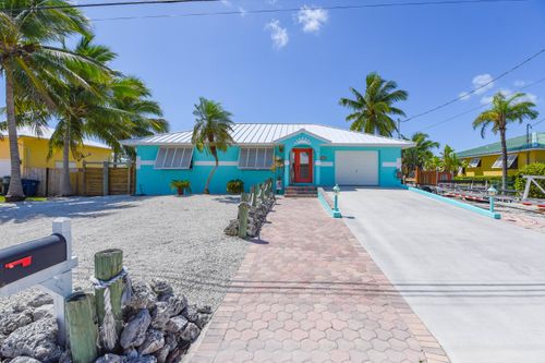 20868 5th Ave W, Cudjoe Key, FL, 33042-4006 | Card Image