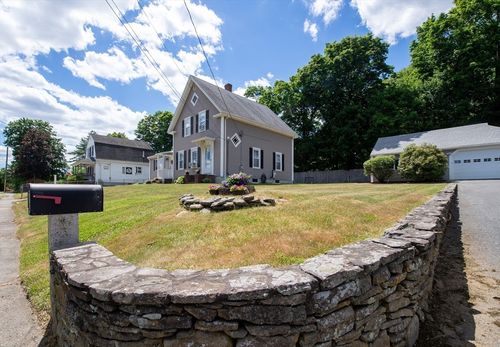 4 Star Ave, Middleboro, MA, 02346-2428 | Card Image