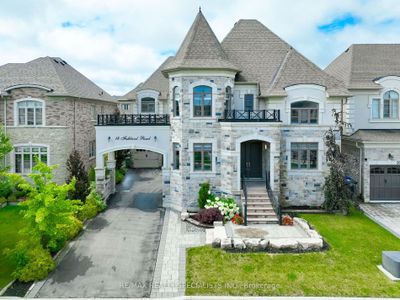 18 Falkland Rd, House other with 4 bedrooms, 7 bathrooms and 10 parking in Brampton ON | Image 1