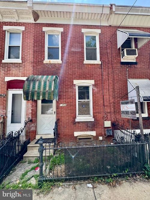 1352 Gillingham St, PHILADELPHIA, PA, 19124-3617 | Card Image