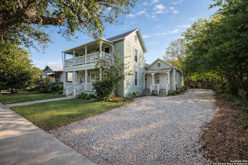 816 Hays St, San Antonio, TX, 78202-1220 | Card Image