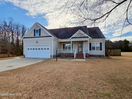 207 Dogwood Estates Ln, Goldsboro, NC, 27534-9111 | Card Image
