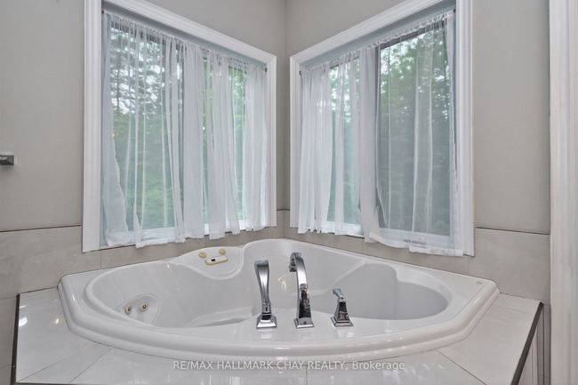 2 Timberland Crt, House other with 4 bedrooms, 4 bathrooms and 8 parking in Tiny ON | Image 27