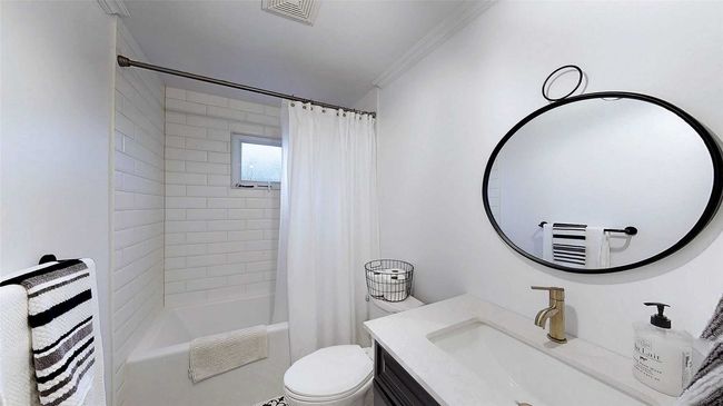 1114 Cedarcroft Cres, House other with 3 bedrooms, 2 bathrooms and 5 parking in Pickering ON | Image 25