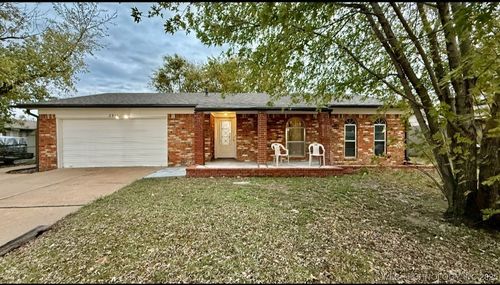 2511 S 121st East Ave, Tulsa, OK, 74129-5824 | Card Image
