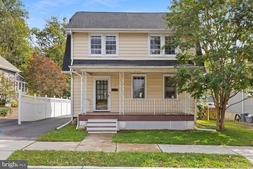 58 E Union Street, BORDENTOWN, NJ, 08505 | Card Image