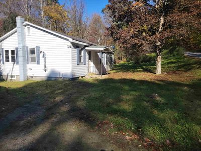 1711 Green Hill Road, House other with 2 bedrooms, 1 bathrooms and null parking in Pawlet VT | Image 3