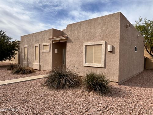83-2300 E Magma Rd, San Tan Valley, AZ, 85143-4293 | Card Image