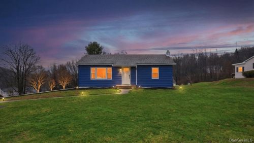 19 Reservoir Ave, Unionville, NY, 10988-2000 | Card Image