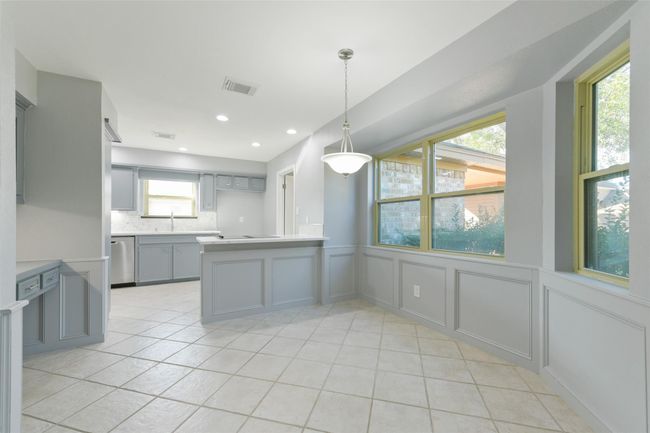 Inviting kitchen! | Image 37