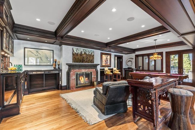 2427 E Lake Of The Isles Pkwy, House other with 4 bedrooms, 8 bathrooms and null parking in Minneapolis MN | Image 21