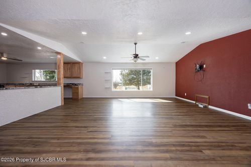 39 Road 5217, Farmington, NM, 87401-1540 | Card Image