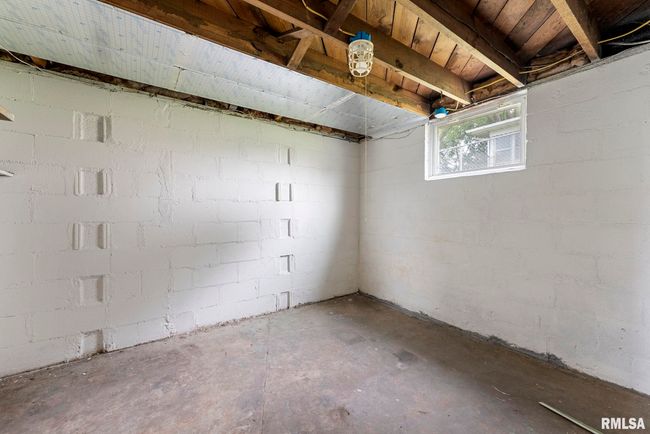 1647 37 Th St, House other with 3 bedrooms, 2 bathrooms and null parking in Rock Island IL | Image 26