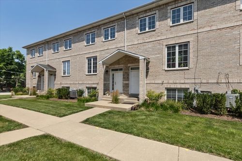 unit-d3-183 N East River Rd, Des Plaines, IL, 60016-1286 | Card Image