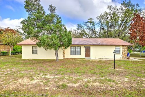 2052 W Stryker Rd, Avon Park, FL, 33825-8707 | Card Image