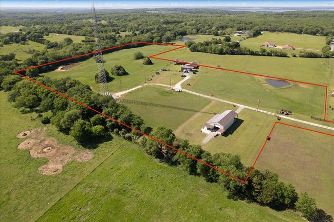 1111 Kyker Ln, House other with 3 bedrooms, 2 bathrooms and null parking in Pottsboro TX | Image 36