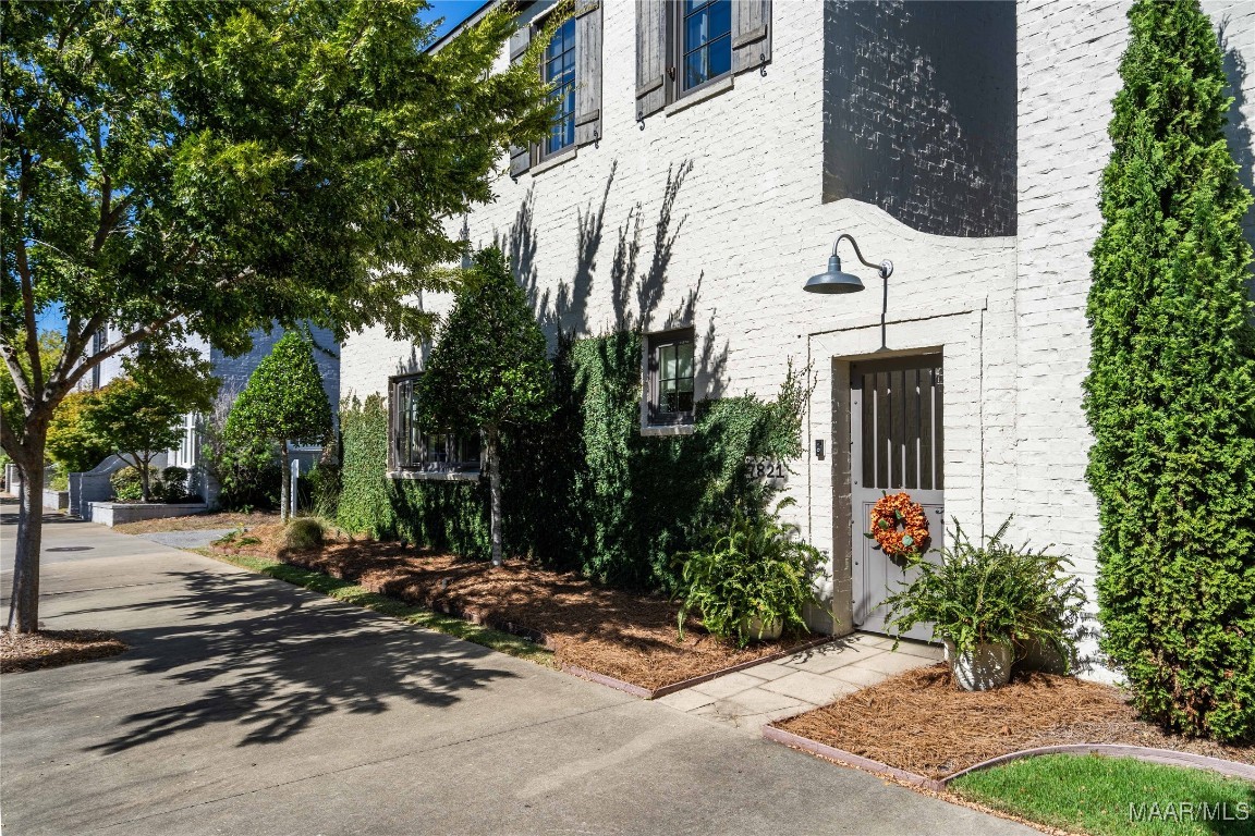 Long Acre St, Montgomery, AL 36116