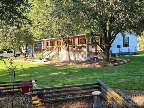 3520 Pea Ridge Rd, Morganton, NC, 28655-7536 | Card Image