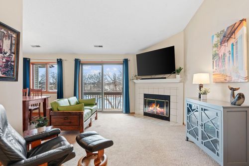 31-2644 Lake Court Dr, Mounds View, MN, 55112-4136 | Card Image