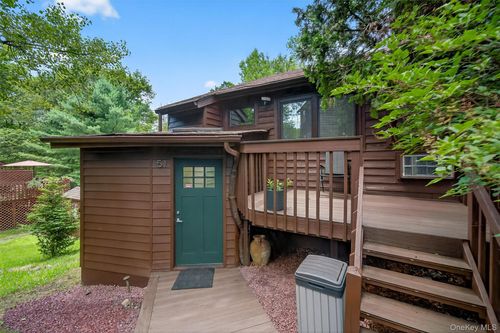 51 Meadowlark Ln, Woodridge, NY, 12789-5813 | Card Image