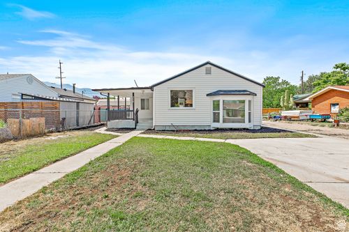 372 E 400 N, Springville, UT, 84663-1460 | Card Image