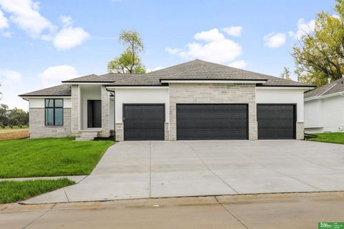 5608 N 213th St, Elkhorn, NE, 68022-4989 | Card Image