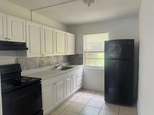 5-610 5th St, West Palm Beach, FL, 33401-4132 | Card Image