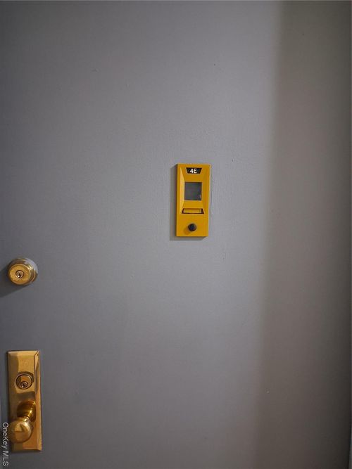apt-4e-100 Randall Ave, Freeport, NY, 11520-2723 | Card Image