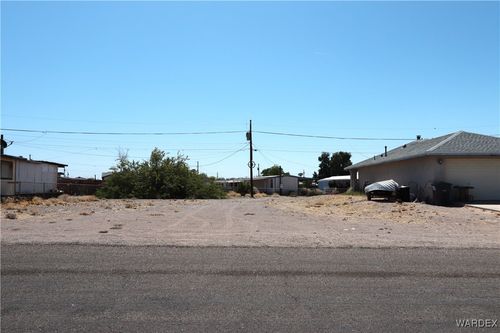 1632 E Gran Circulo, Fort Mohave, AZ, 86426-9234 | Card Image