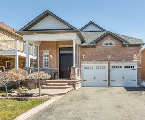 37 Chevrolet Dr, Brampton, ON, L7A3C3 | Card Image