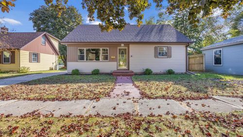 521 Prospect Avenue, Sheboygan Falls, WI, 53085 | Card Image