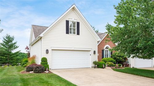 3485 Regans Way, Zanesville, OH, 43701-1392 | Card Image