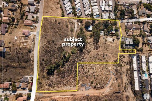 9240 Harness St, Spring Valley, CA, 91977-4210 | Card Image