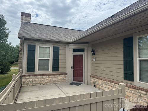 2416 Coltsview Ln, Matthews, NC, 28105-7716 | Card Image