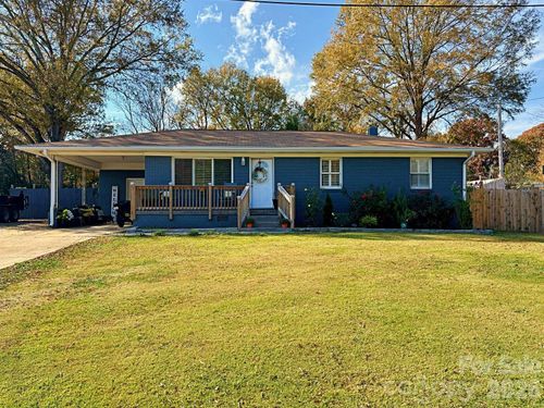 528 Waddell Dr, Albemarle, NC, 28001-6118 | Card Image