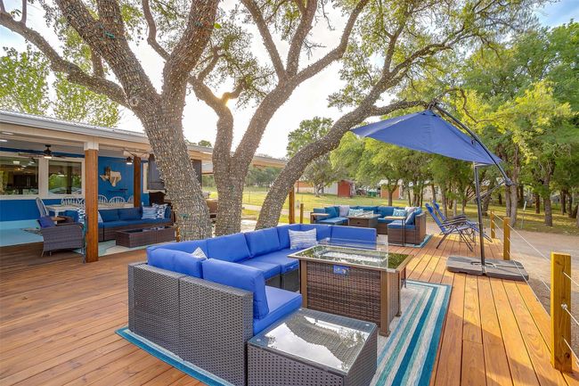 Deck featuring an outdoor living space | Image 9