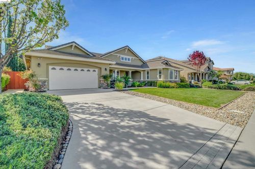 608 Big Basin Dr, Brentwood, CA, 94513 | Card Image