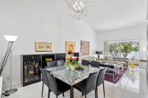 apt-202-3457 Nw 44th St, Lauderdale Lakes, FL, 33309-4265 | Card Image