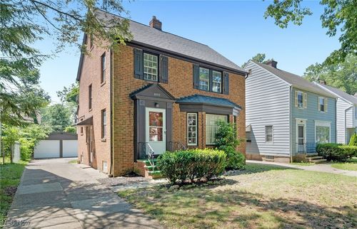 890 Keystone Dr, Cleveland Heights, OH, 44121-2034 | Card Image